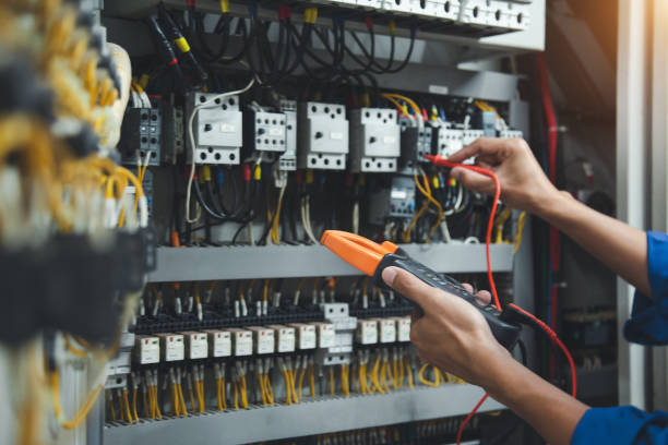 Best Affordable Emergency Electrician  in Clarksville, IA